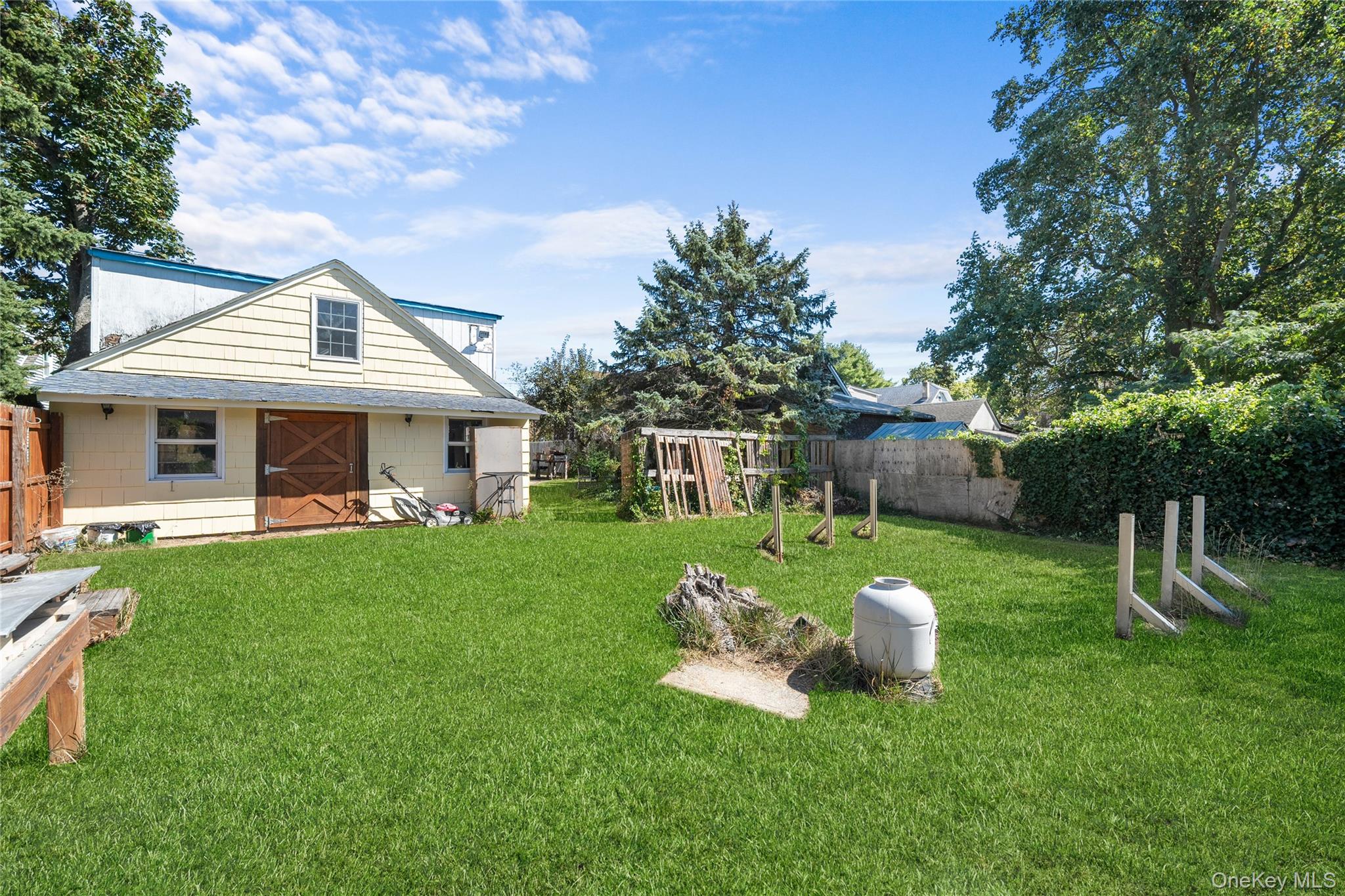 62 Center Avenue, Bay Shore, NY 11706