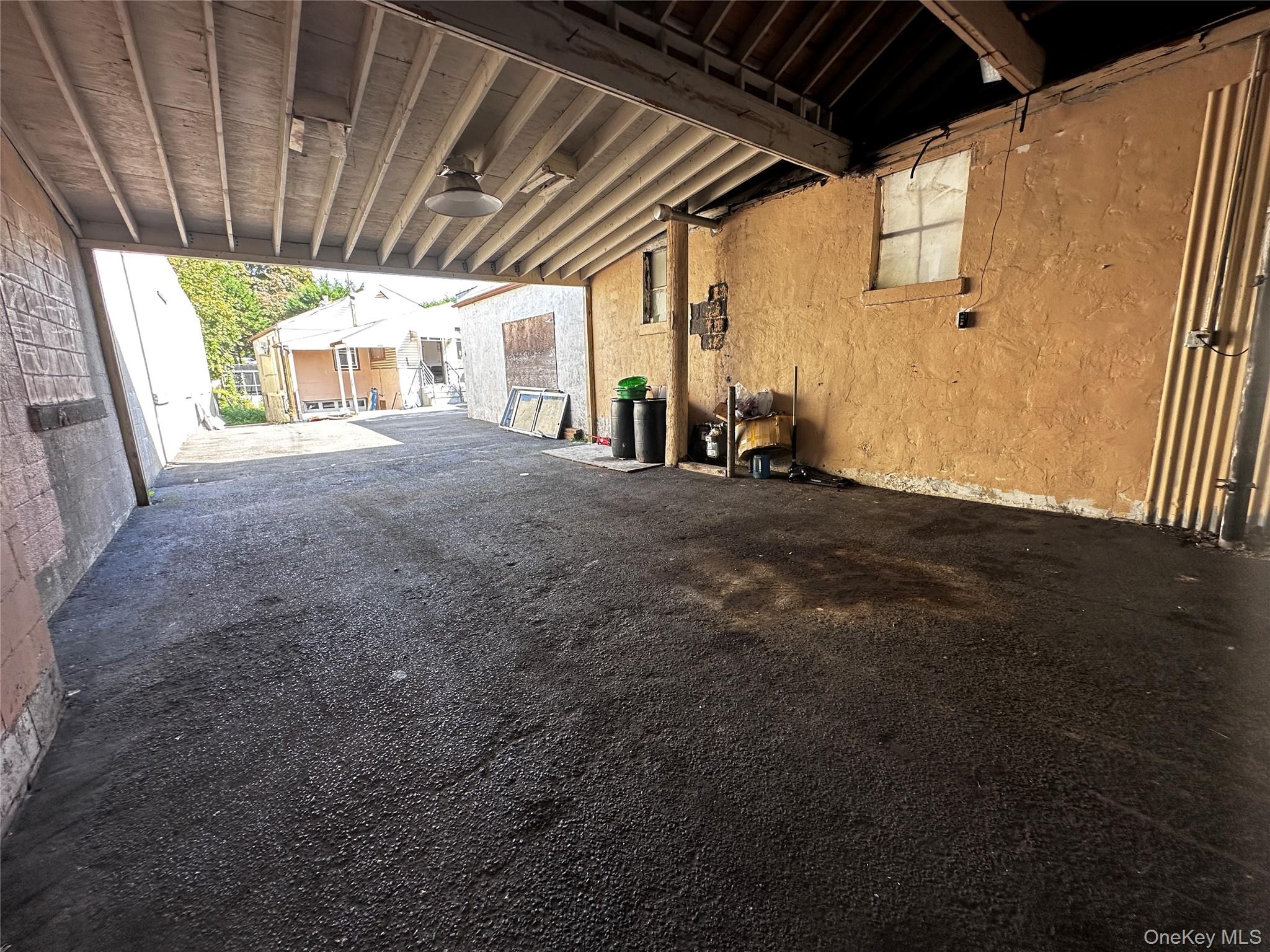 95 E Jericho Turnpike, Huntington, NY 11746