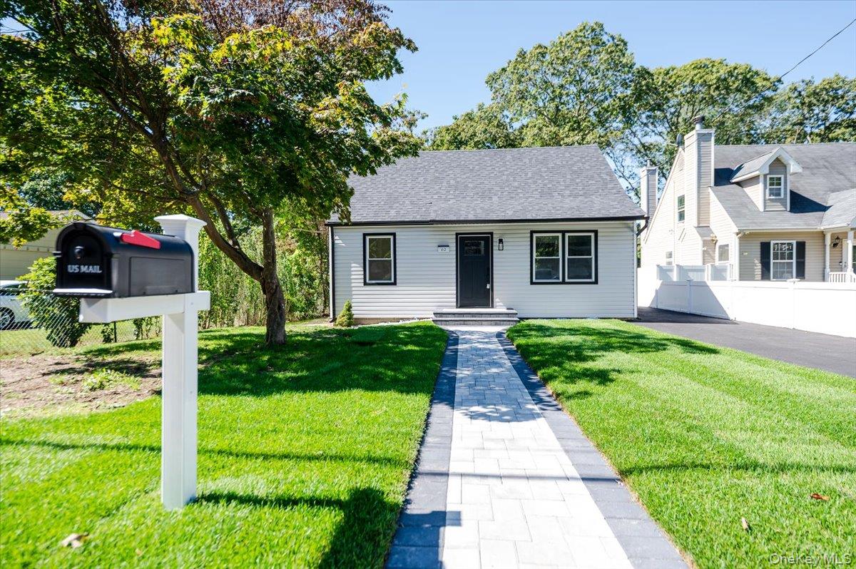 62 Judith Drive, Coram, NY 11727