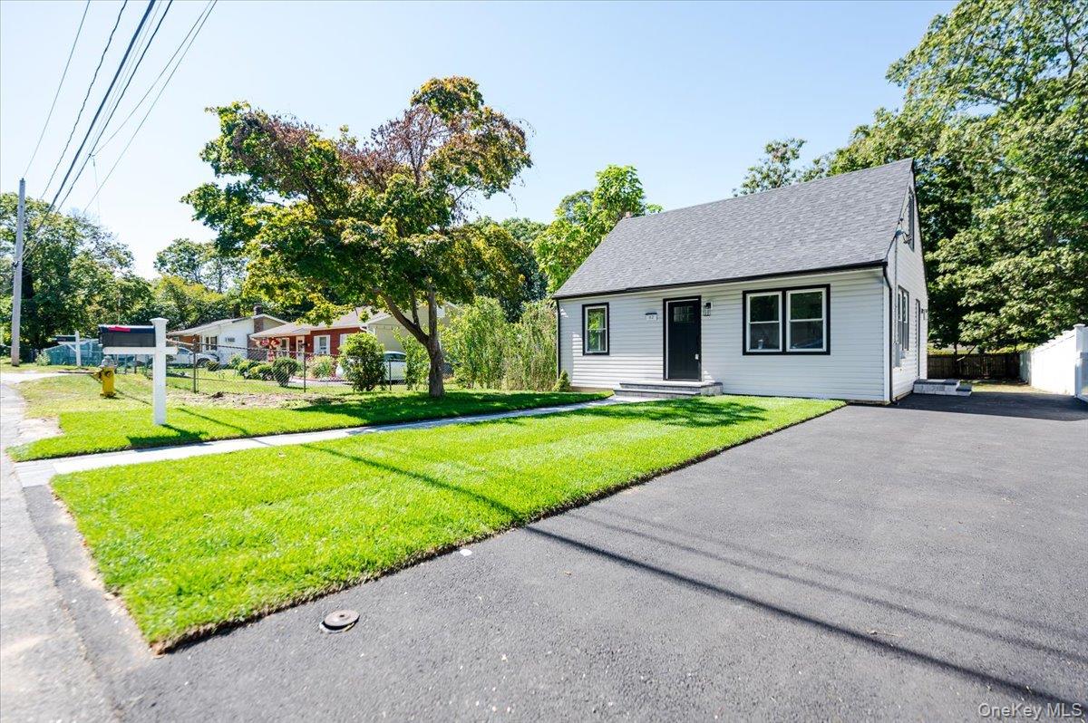 62 Judith Drive, Coram, NY 11727