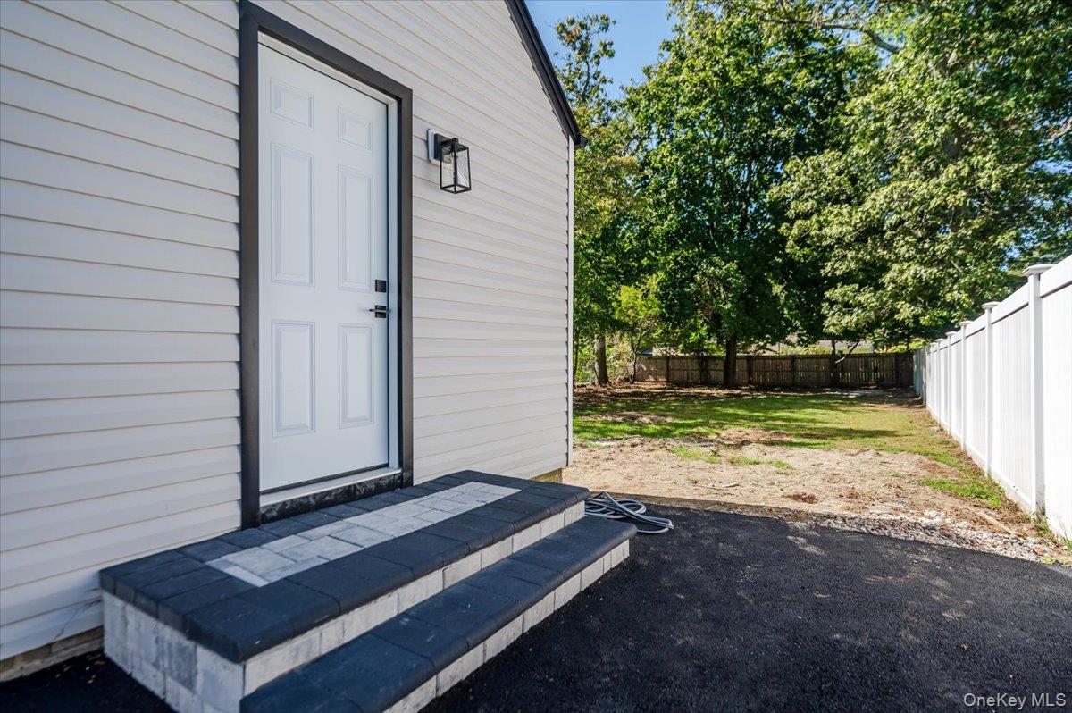 62 Judith Drive, Coram, NY 11727