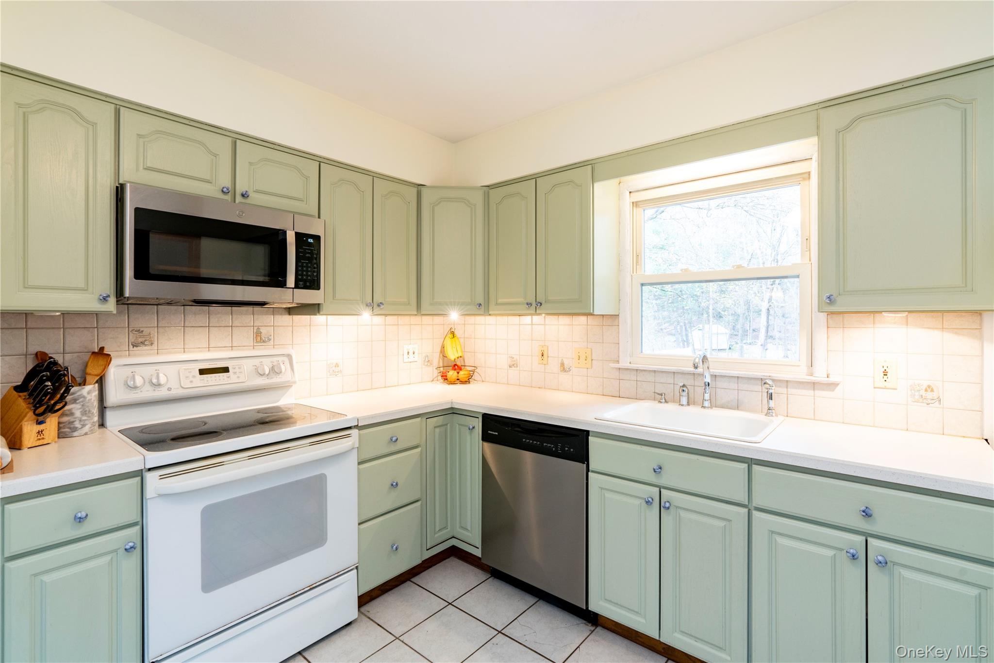 41 Frances Drive, Hopewell Junction, NY 12533