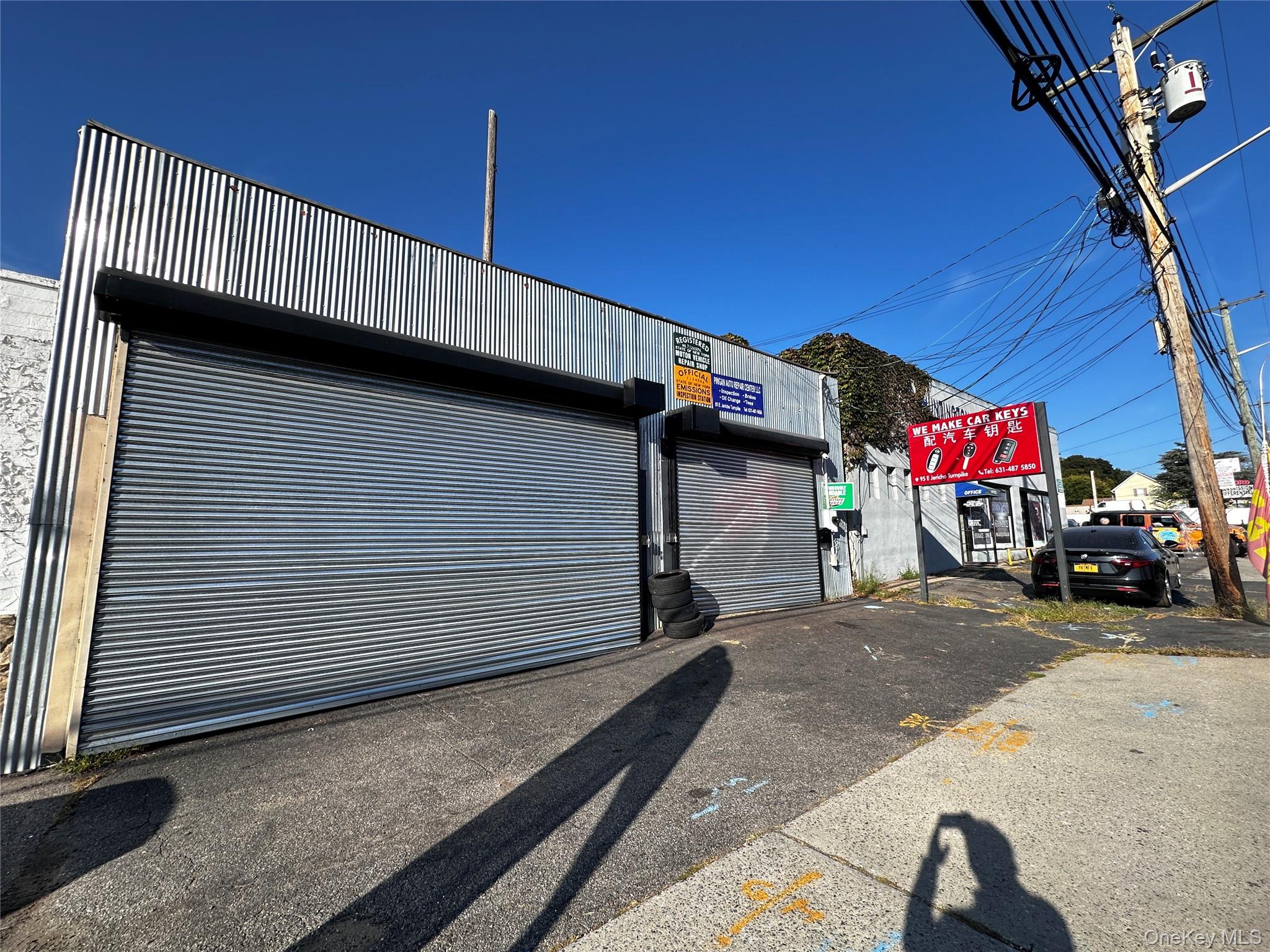 95 E Jericho Turnpike, Huntington, NY 11746