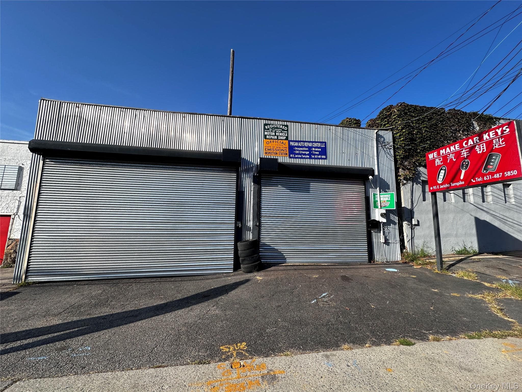 95 E Jericho Turnpike, Huntington, NY 11746