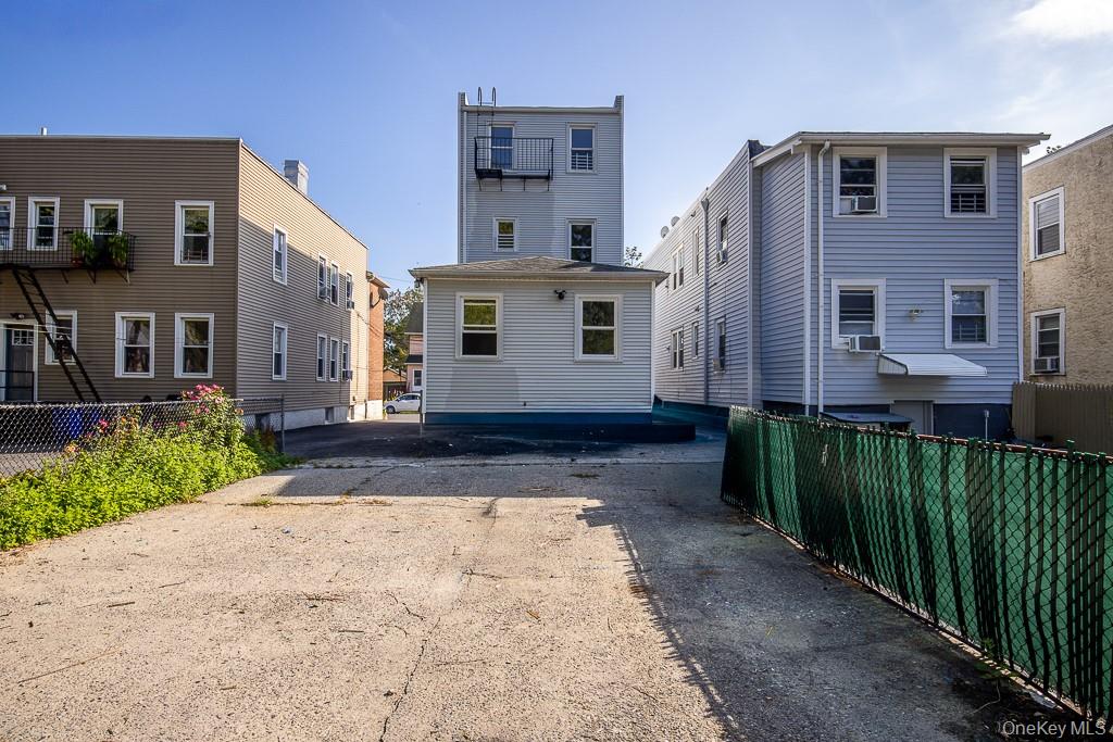 299 Sickles Avenue, New Rochelle, NY 10801