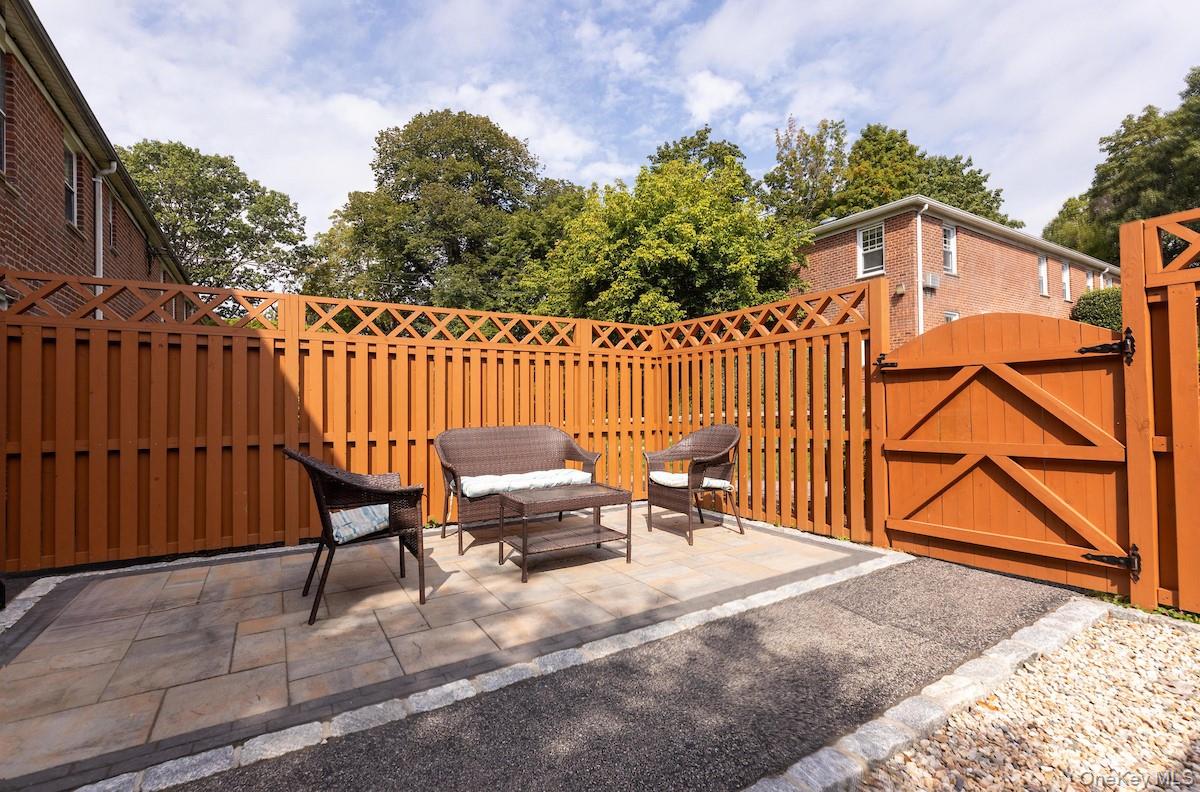 100 Cedar Street # B33, Dobbs Ferry, NY 10522