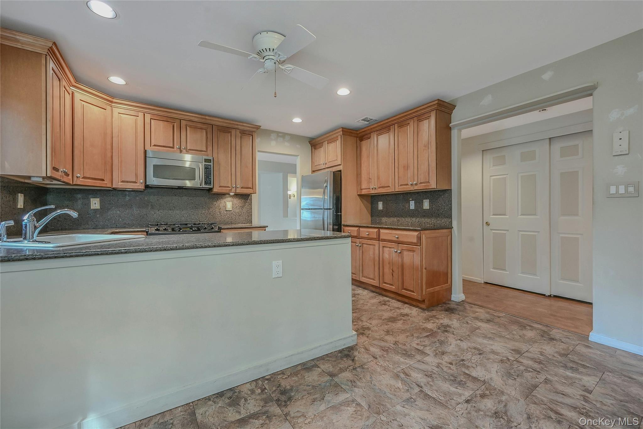 244 Glen Drive, Ridge, NY 11961