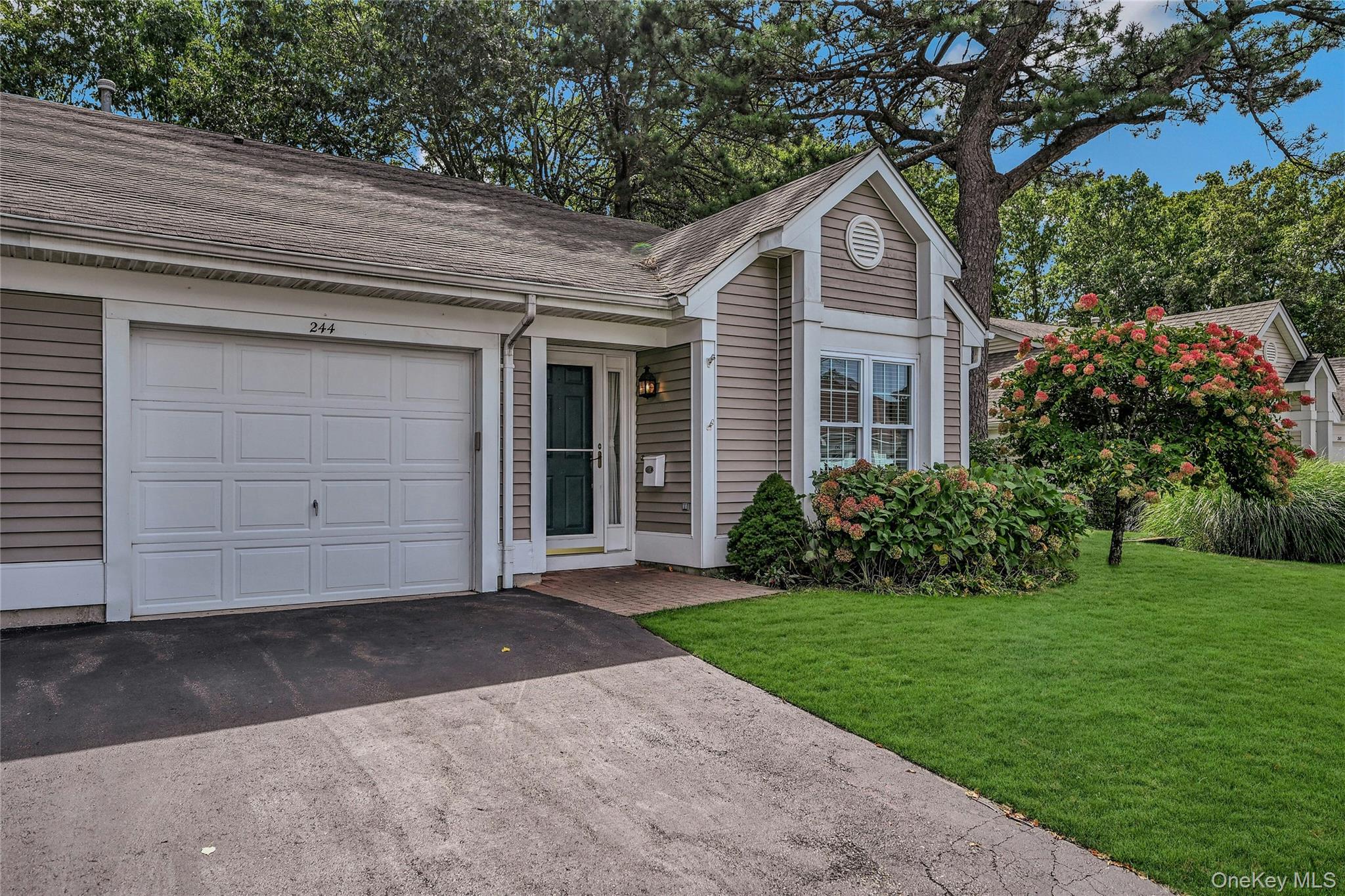 244 Glen Drive, Ridge, NY 11961