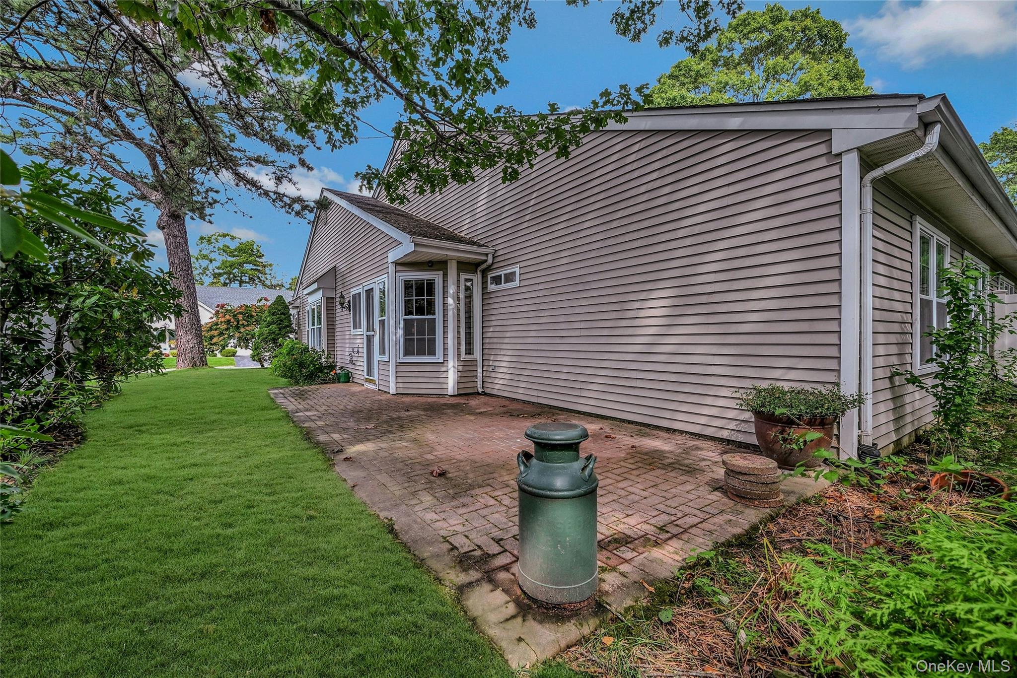 244 Glen Drive, Ridge, NY 11961