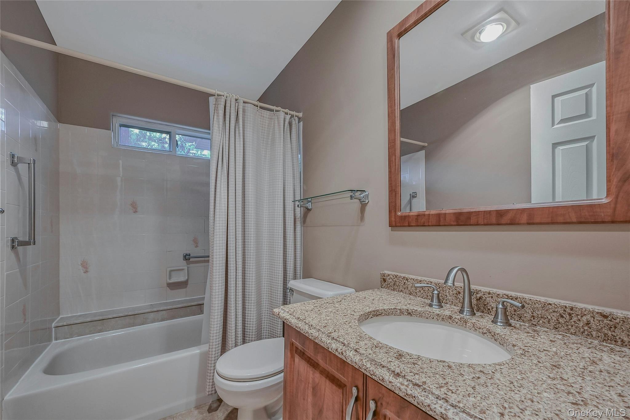 244 Glen Drive, Ridge, NY 11961