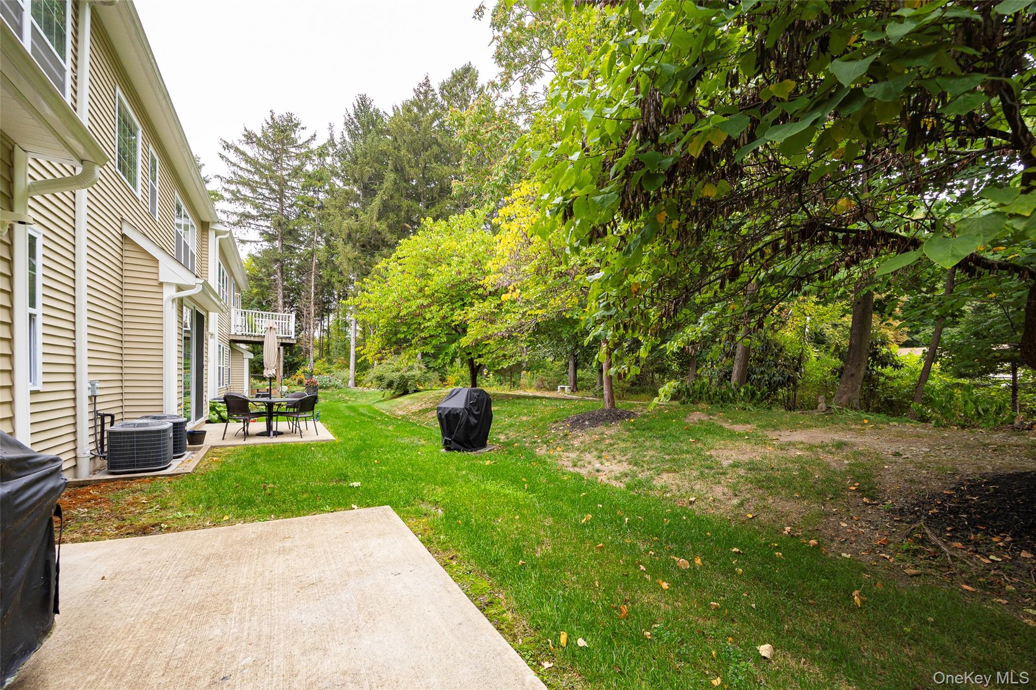 32 Halley Court, Poughkeepsie, NY 12601