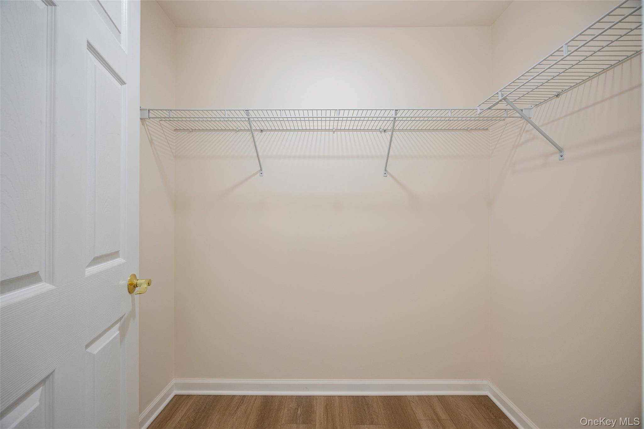 32 Halley Court, Poughkeepsie, NY 12601