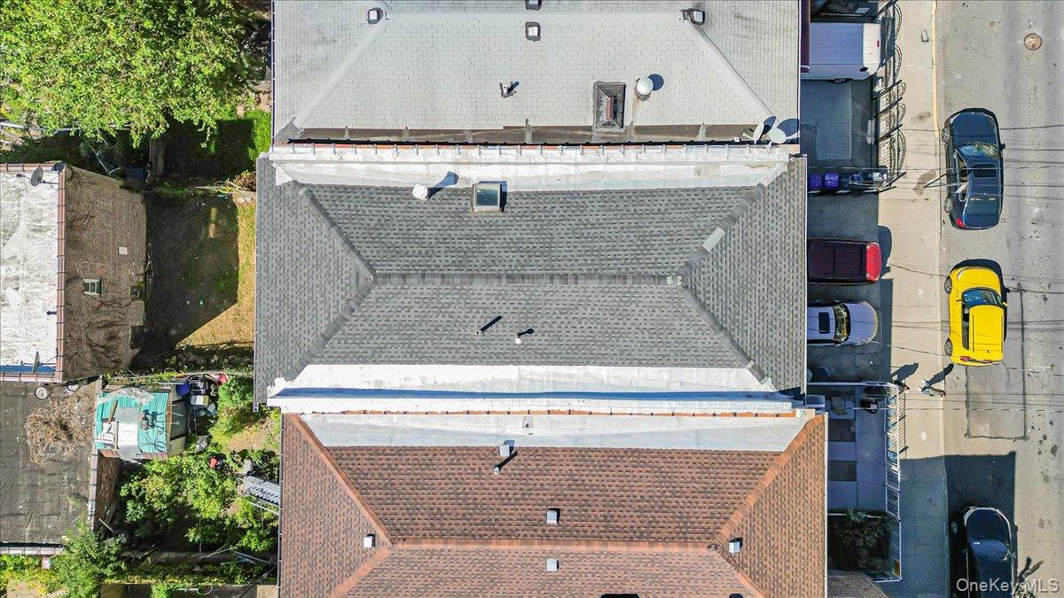 850 E 214th Street, Bronx, NY 10467