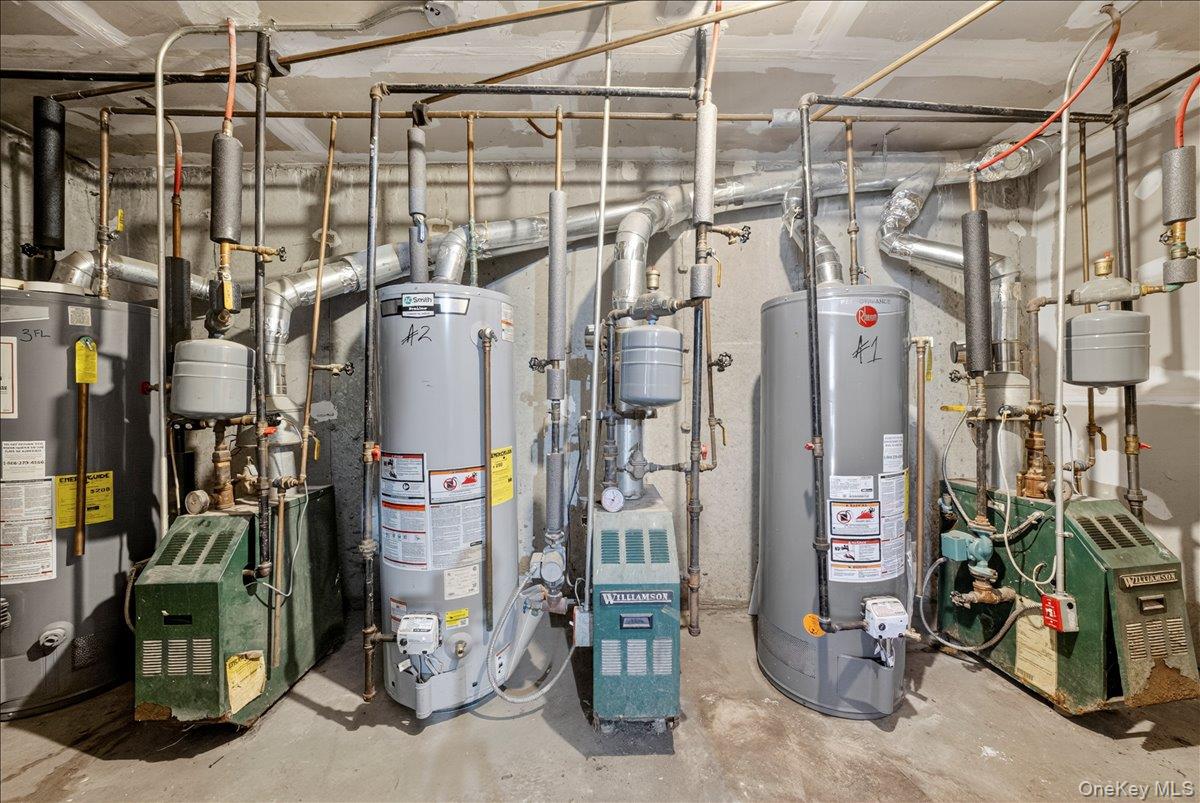 850 E 214th Street, Bronx, NY 10467