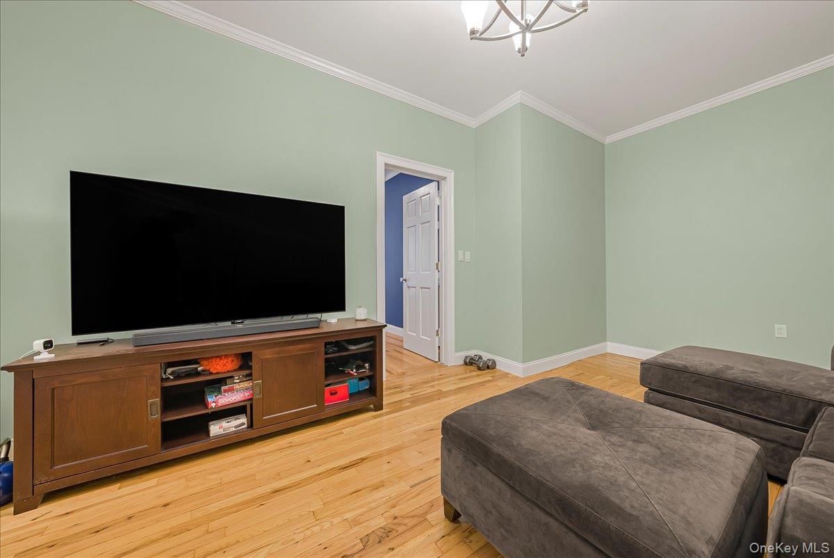 137 W 142nd Street # 4A, New York (Manhattan), NY 10030