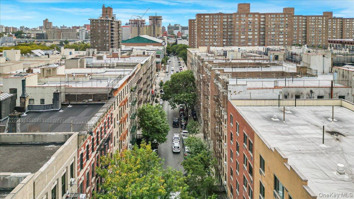 137 W 142nd Street # 4A, New York (Manhattan), NY 10030