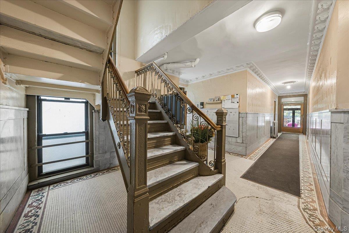 137 W 142nd Street # 4A, New York (Manhattan), NY 10030