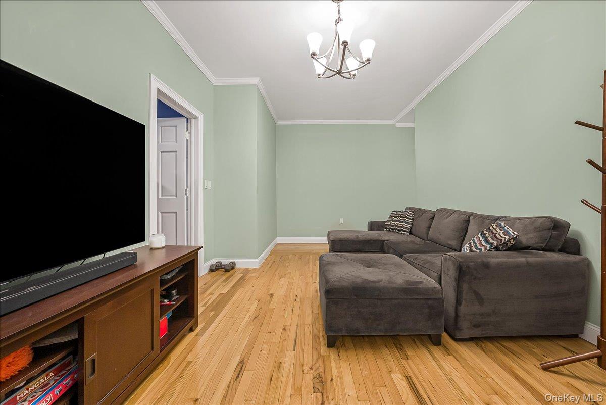 137 W 142nd Street # 4A, New York (Manhattan), NY 10030