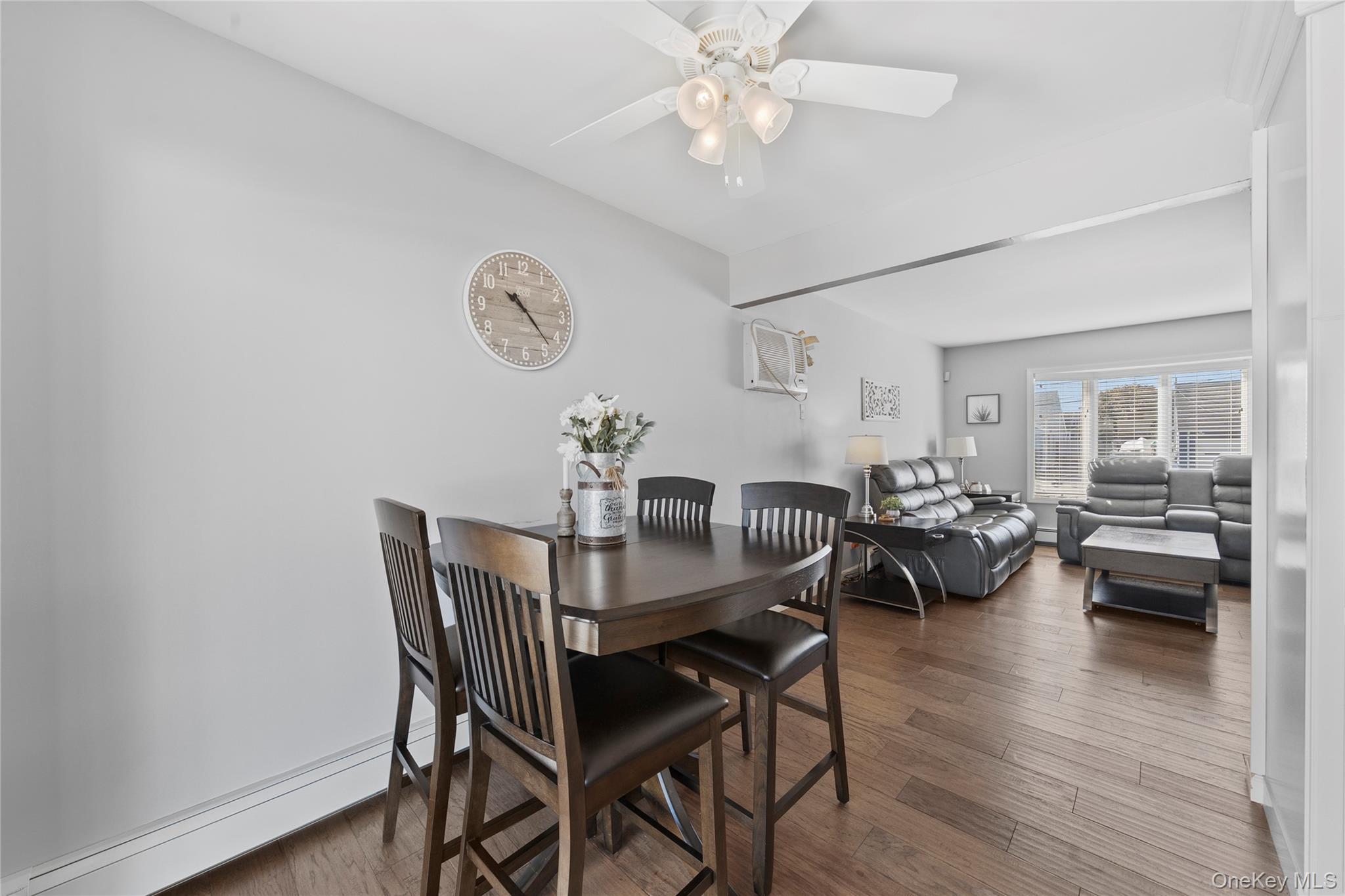 15 Hayes Road, Amity Harbor, NY 11701