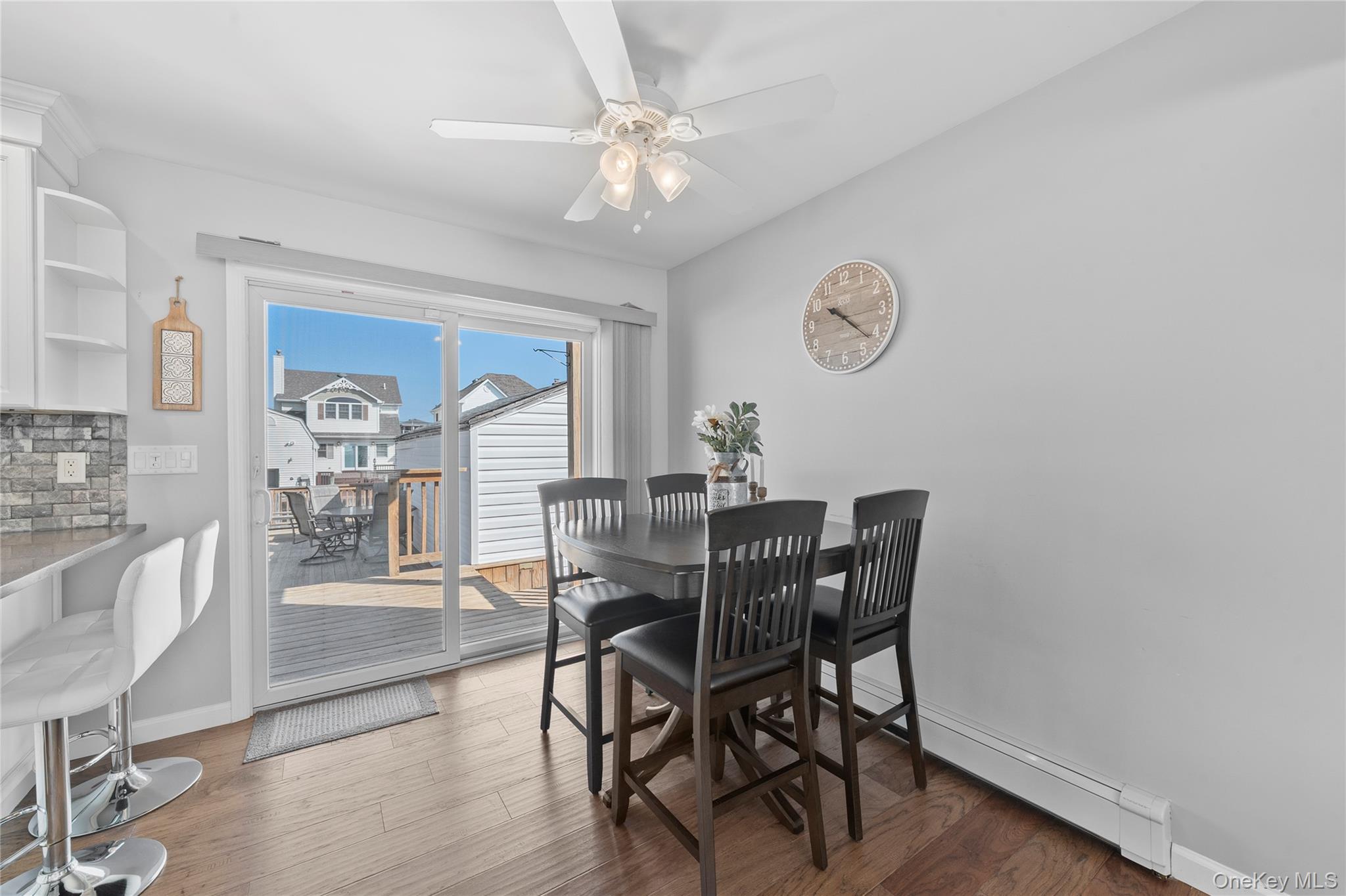 15 Hayes Road, Amity Harbor, NY 11701