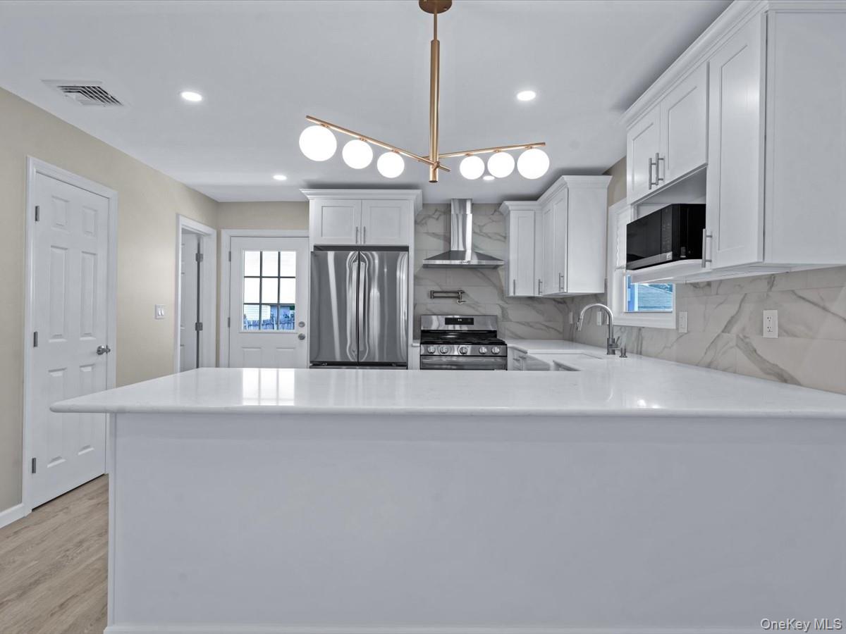 36 S 5th Avenue, Brentwood, NY 11717