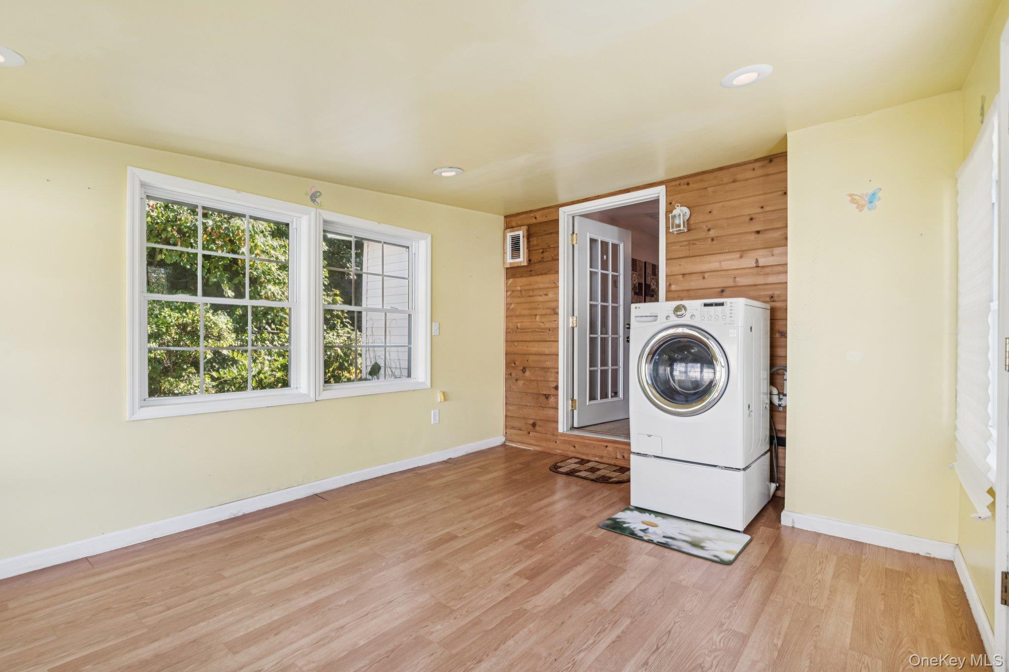 187 N Huron Street, Ronkonkoma, NY 11779