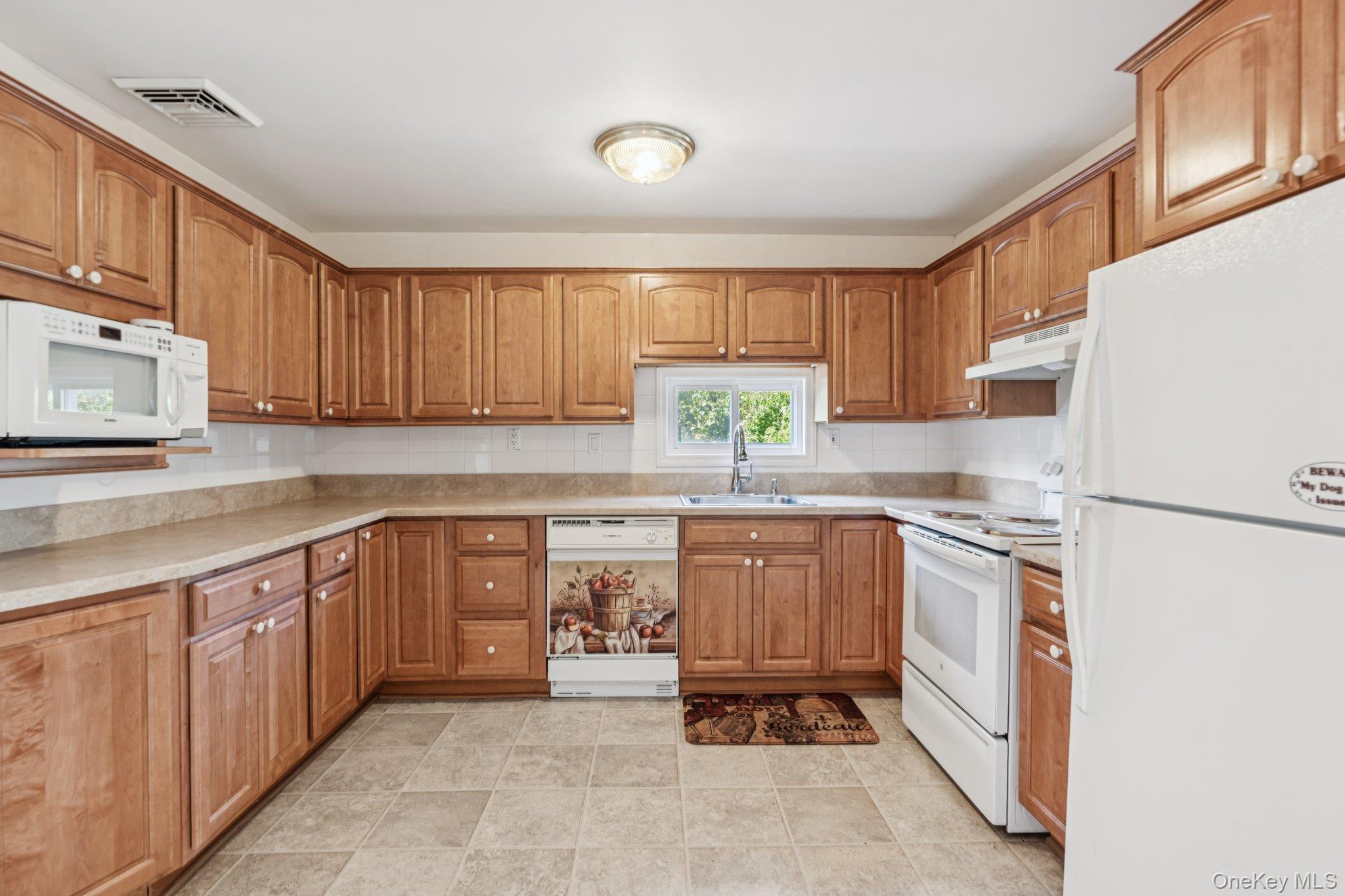 187 N Huron Street, Ronkonkoma, NY 11779