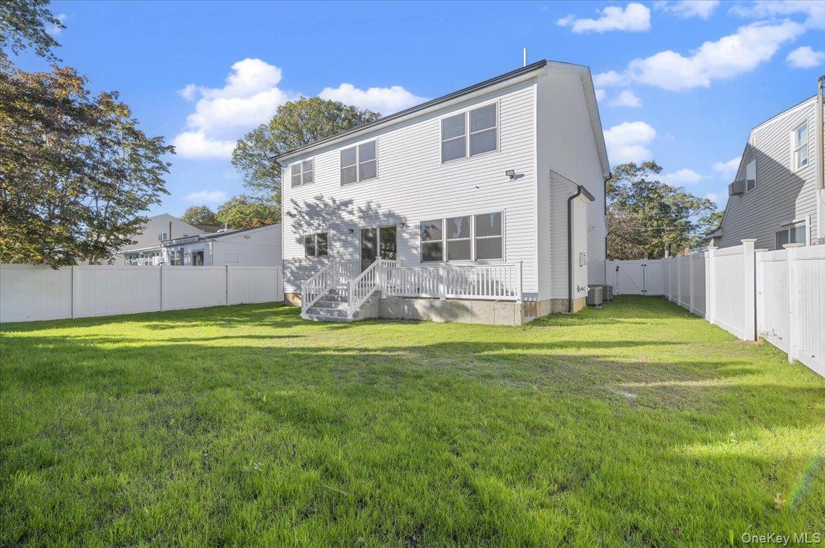 2282 Sycamore Place, Merrick, NY 11566