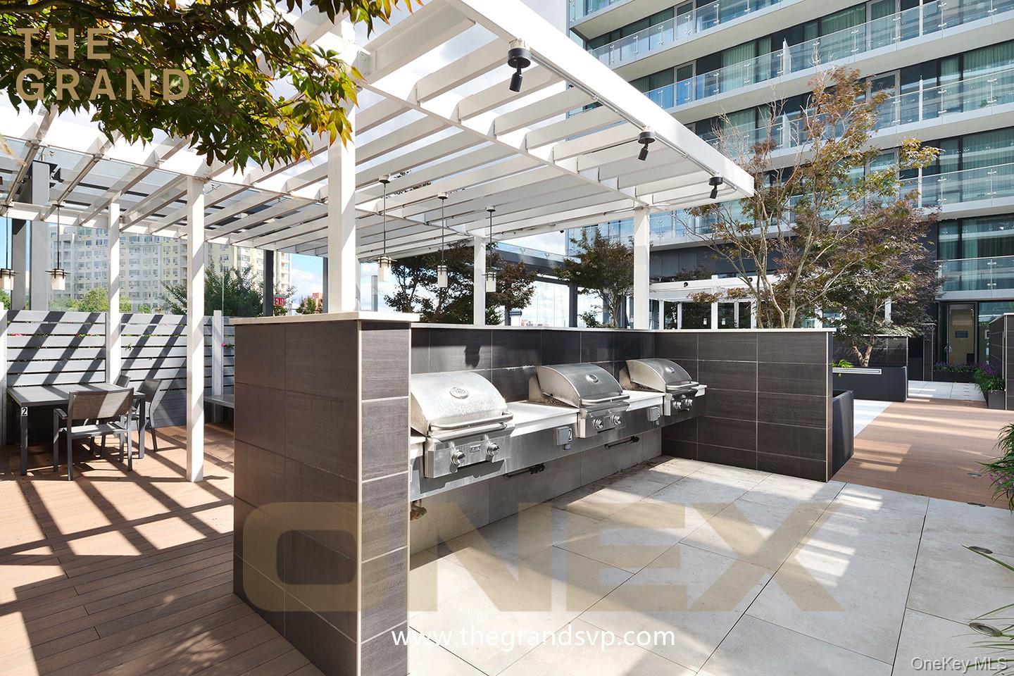 13101 40th Road # 16R, Flushing, NY 11354