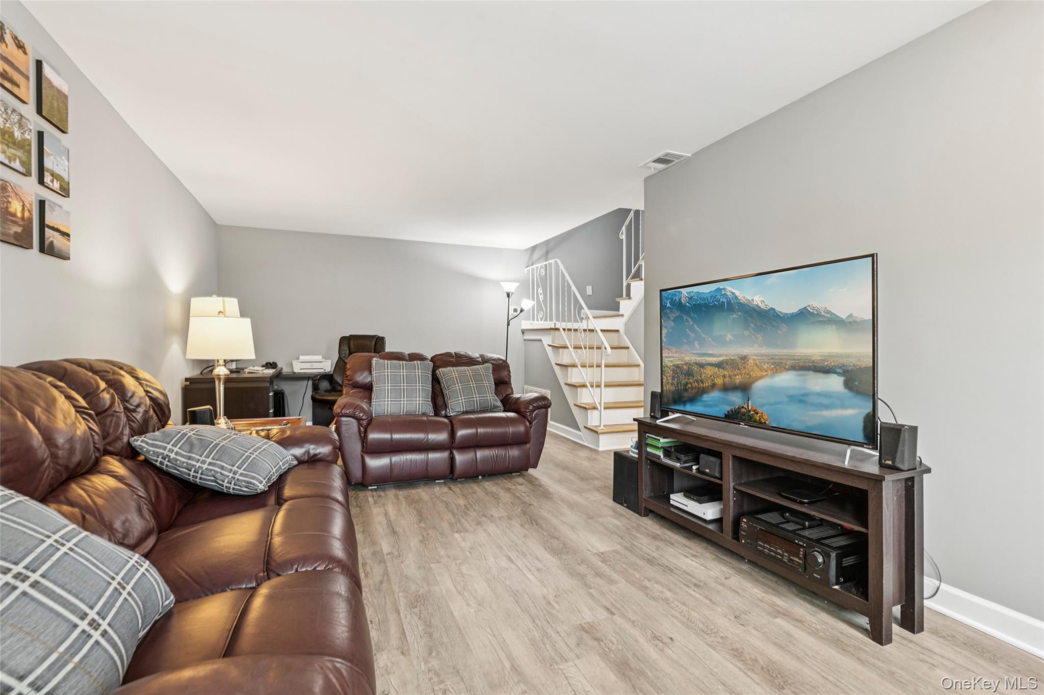 262 Brettonwoods Drive, Coram, NY 11727