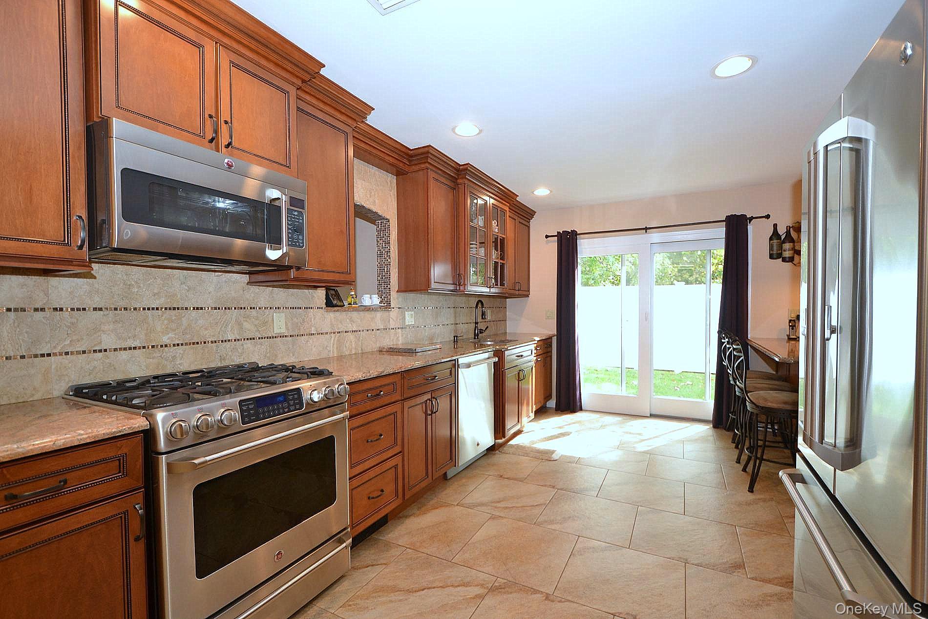 11 Barkley Lane, Nesconset, NY 11767