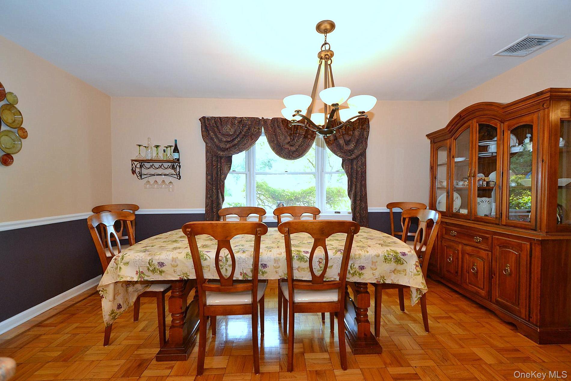 11 Barkley Lane, Nesconset, NY 11767