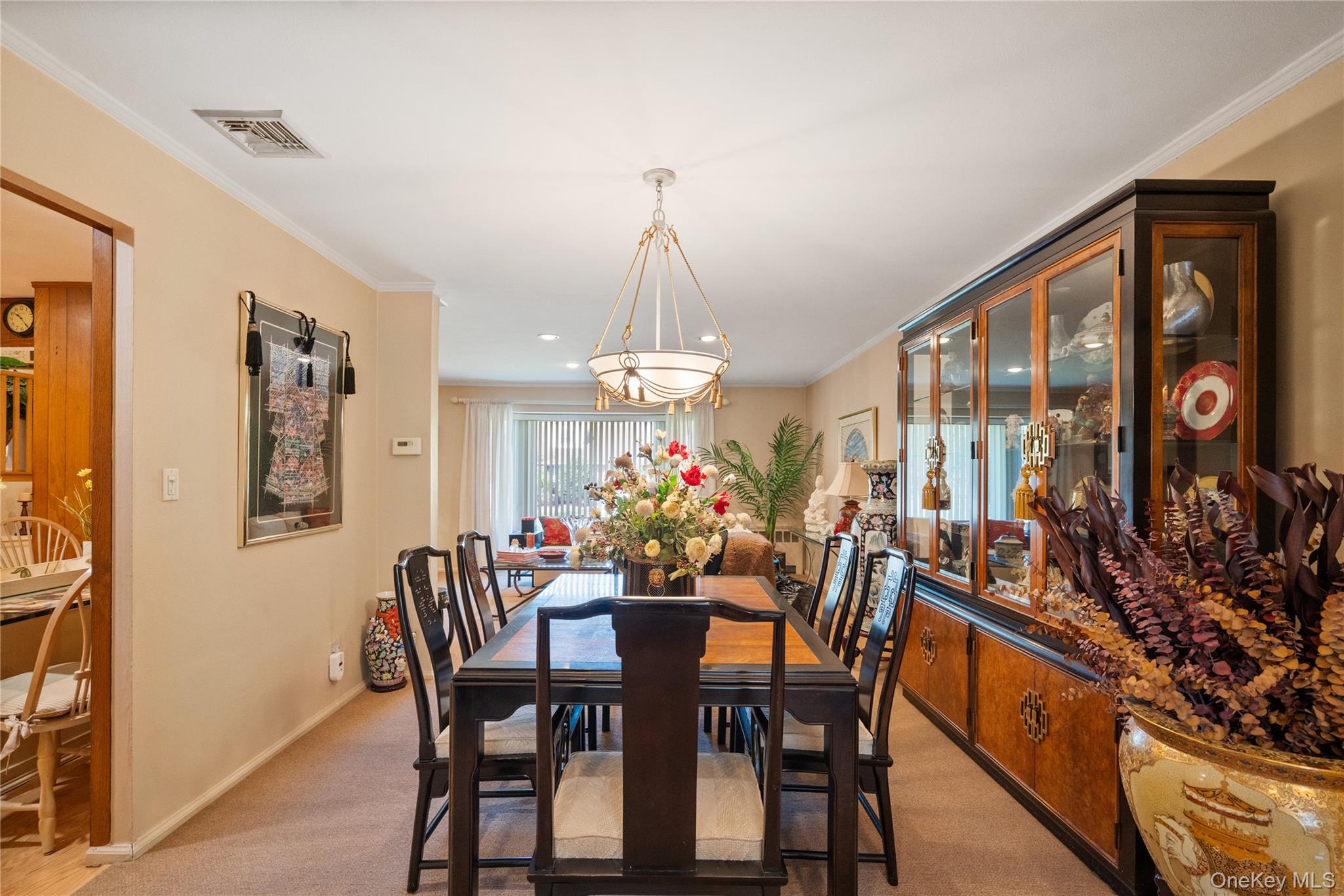 2 Martin Place, Syosset, NY 11791