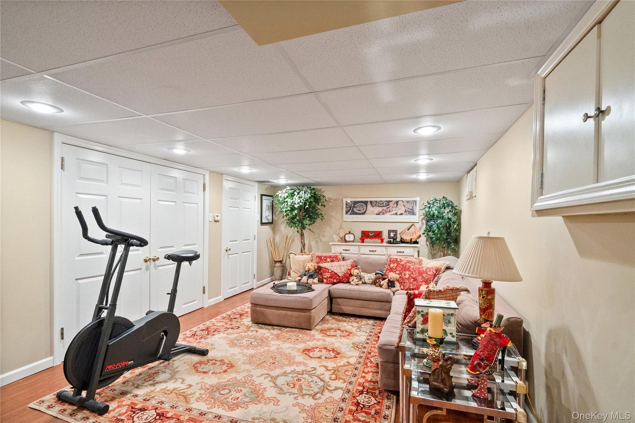 2 Martin Place, Syosset, NY 11791