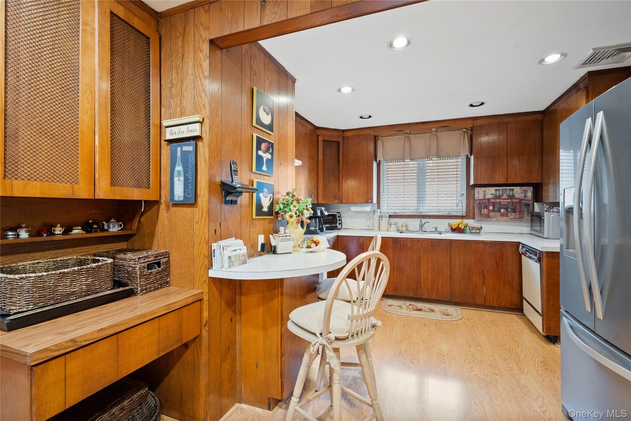 2 Martin Place, Syosset, NY 11791