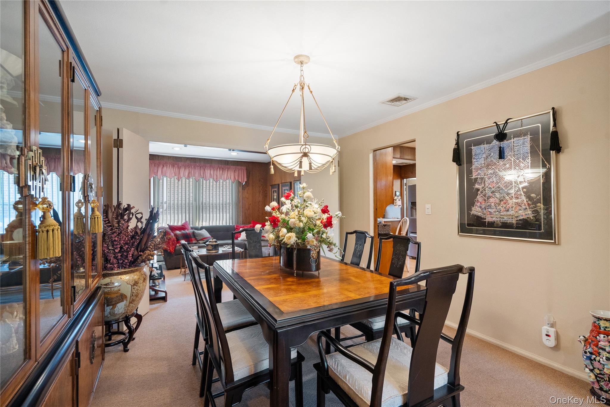 2 Martin Place, Syosset, NY 11791