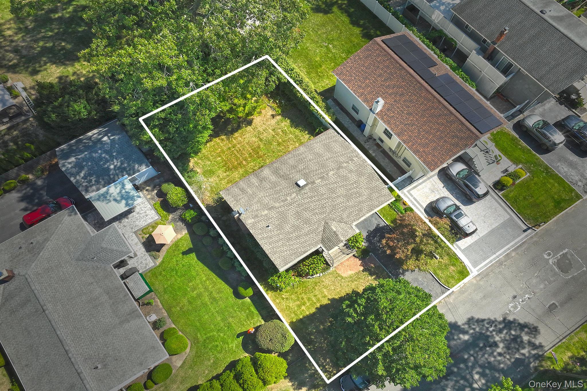 812 3rd Street, East Northport, NY 11731