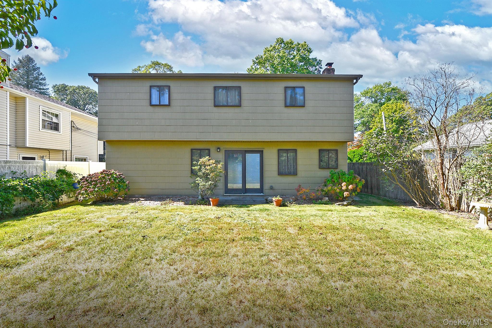 812 3rd Street, East Northport, NY 11731