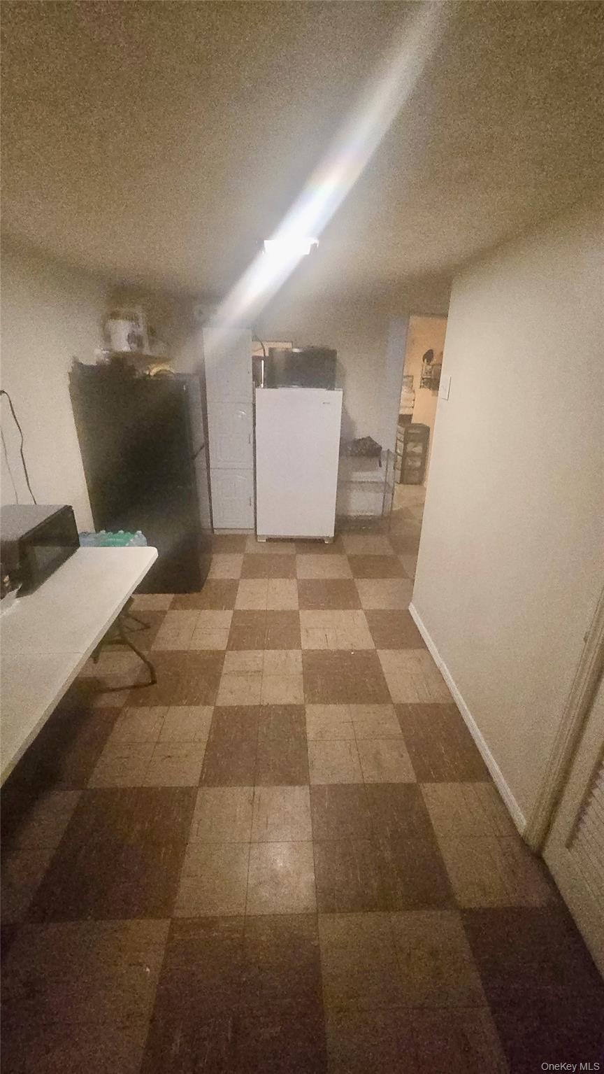 31 Perry Street, Brentwood, NY 11717