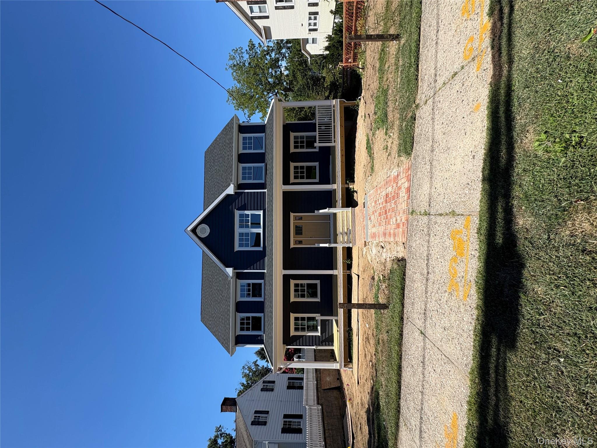 259 Park Avenue, Huntington, NY 11743