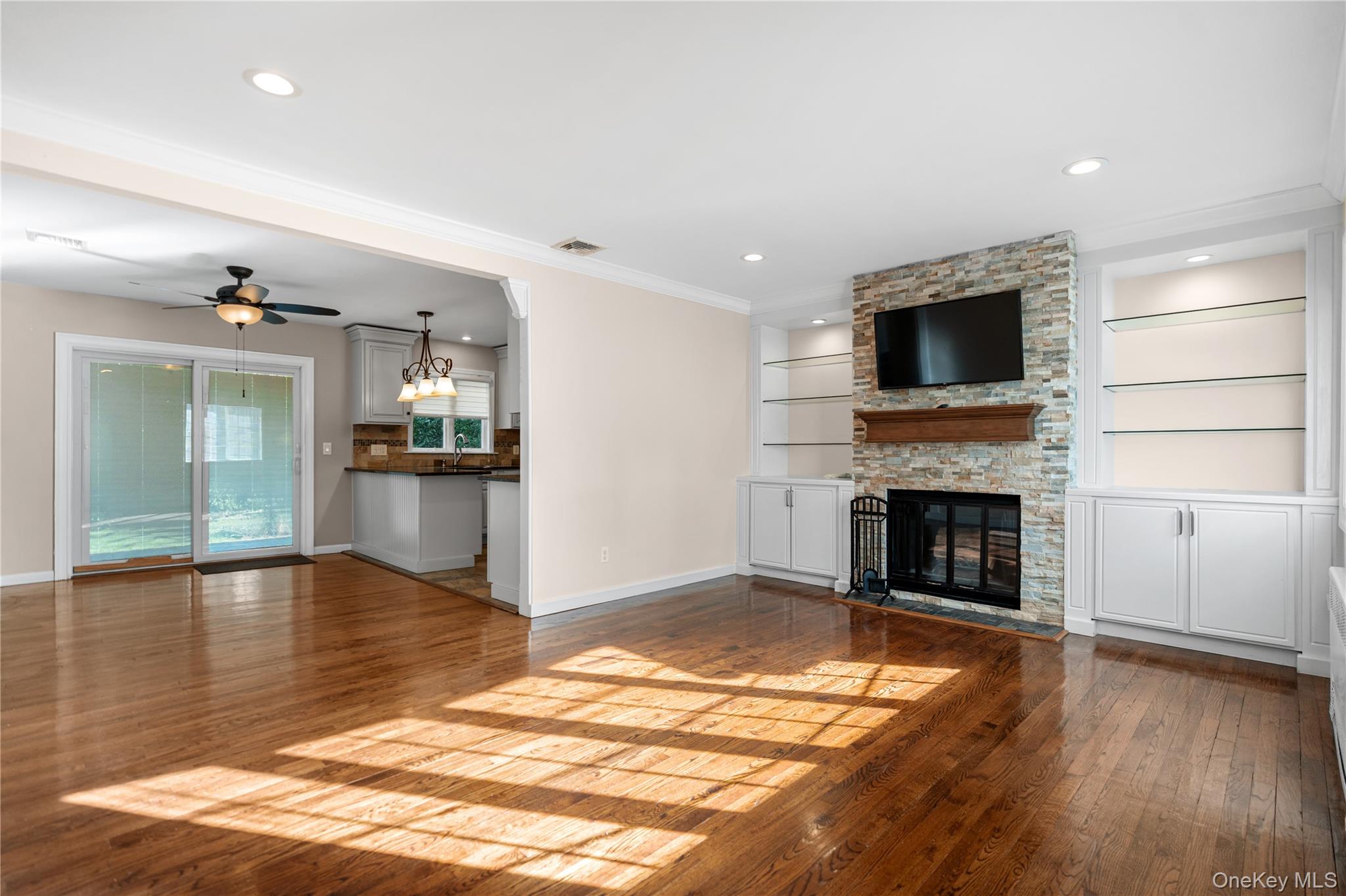 178 Melville Road, South Huntington, NY 11746