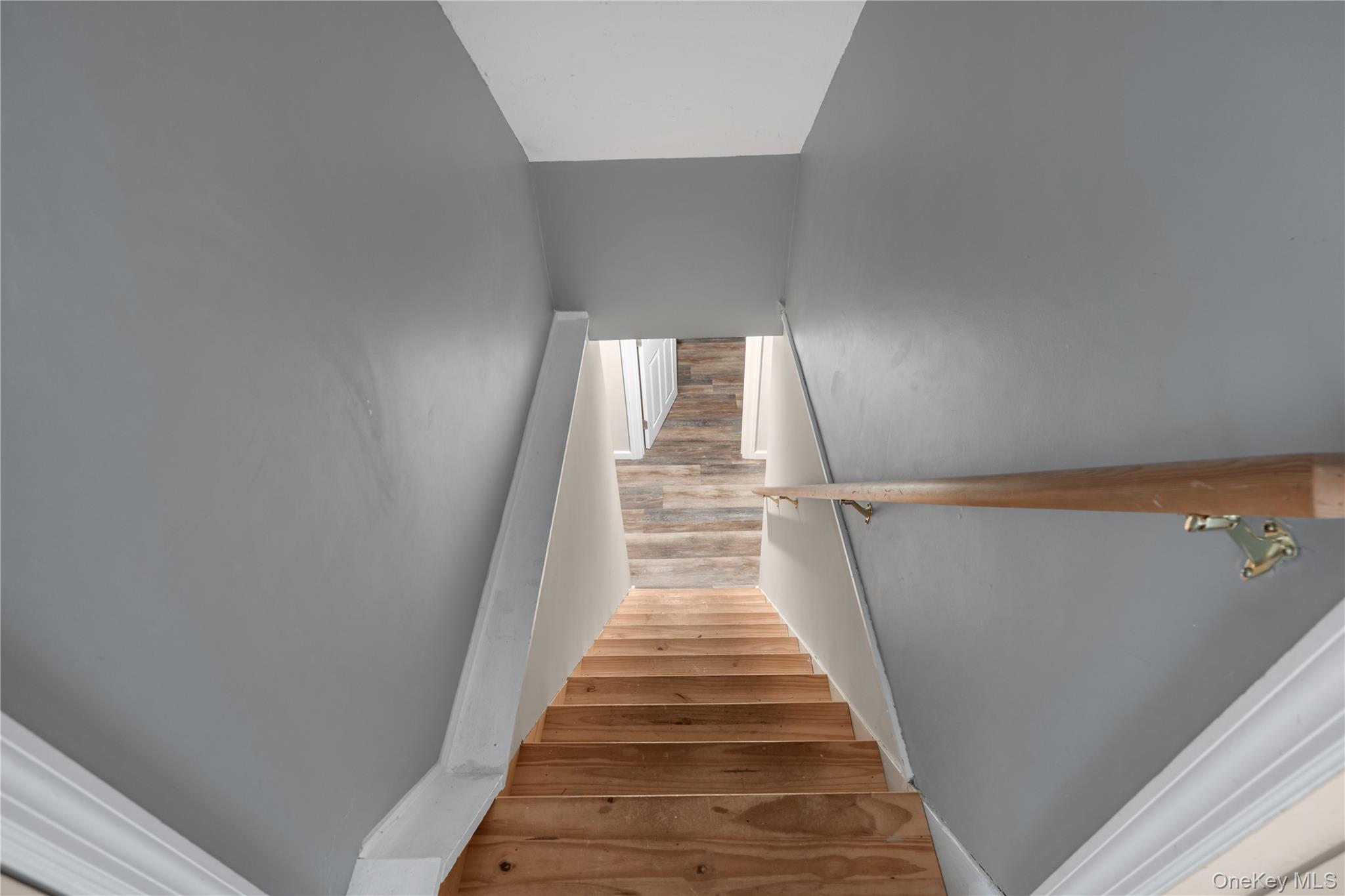 178 Melville Road, South Huntington, NY 11746