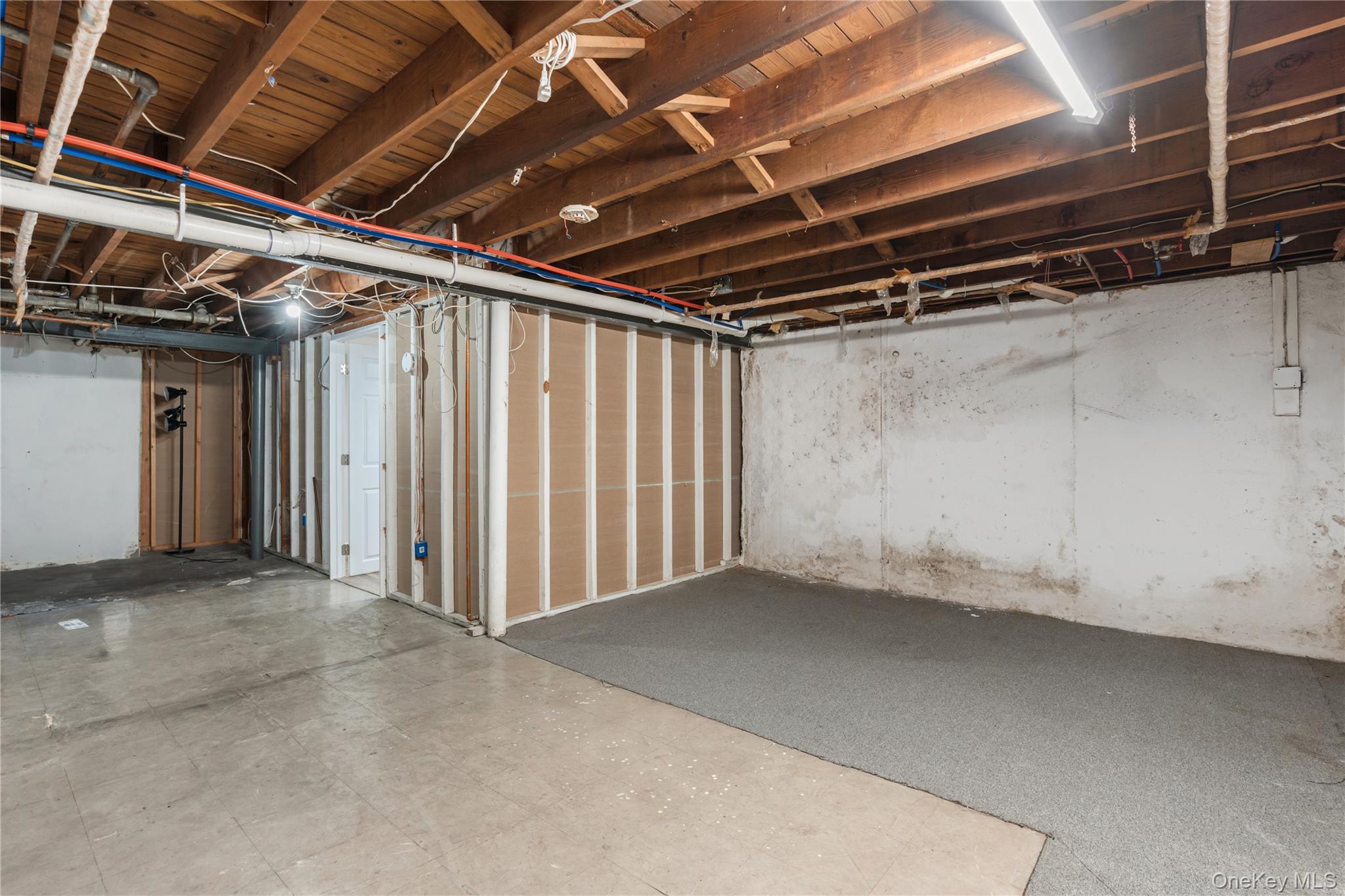 178 Melville Road, South Huntington, NY 11746