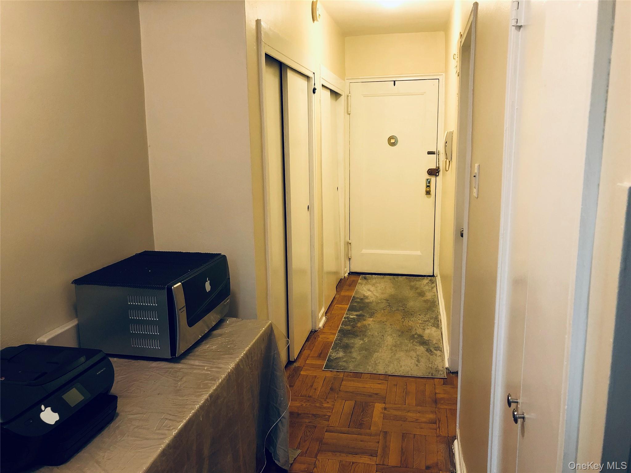 162-01 Powell Cove Boulevard # 1M, Beechhurst, NY 11357