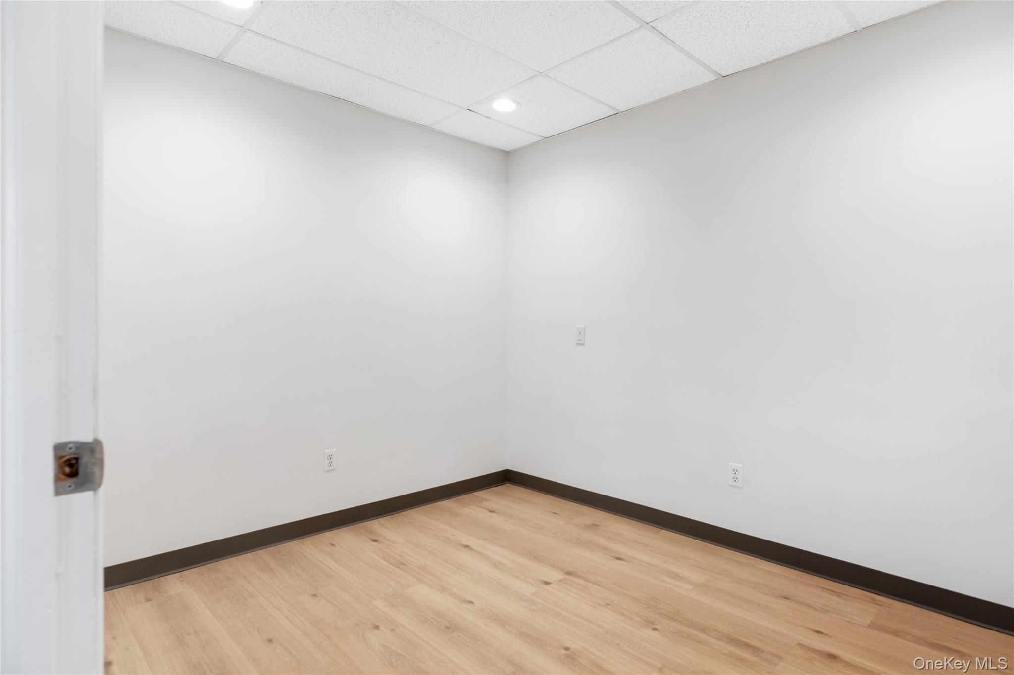 152 N Main Street # G, Huntington, NY 11743