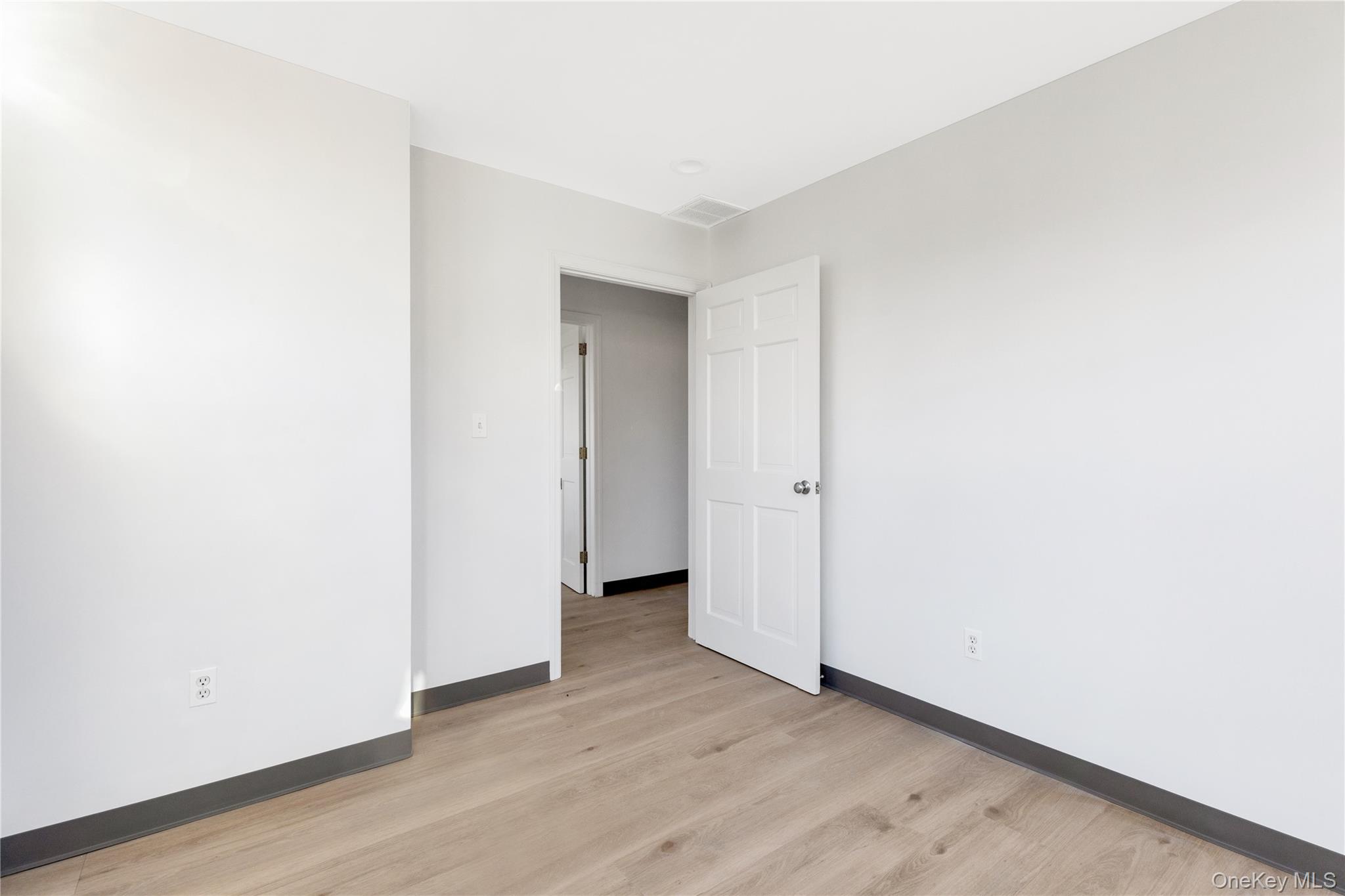 152 N Main Street # G, Huntington, NY 11743