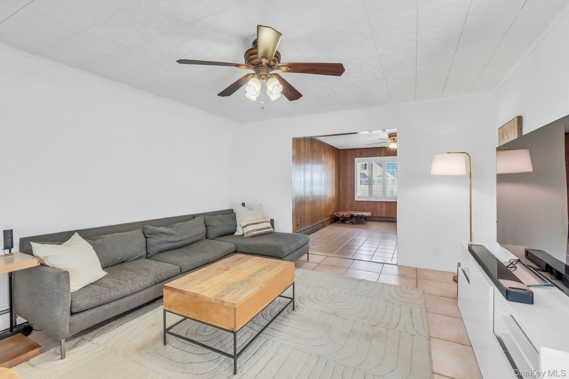 72 Nehring Avenue, Babylon, NY 11702