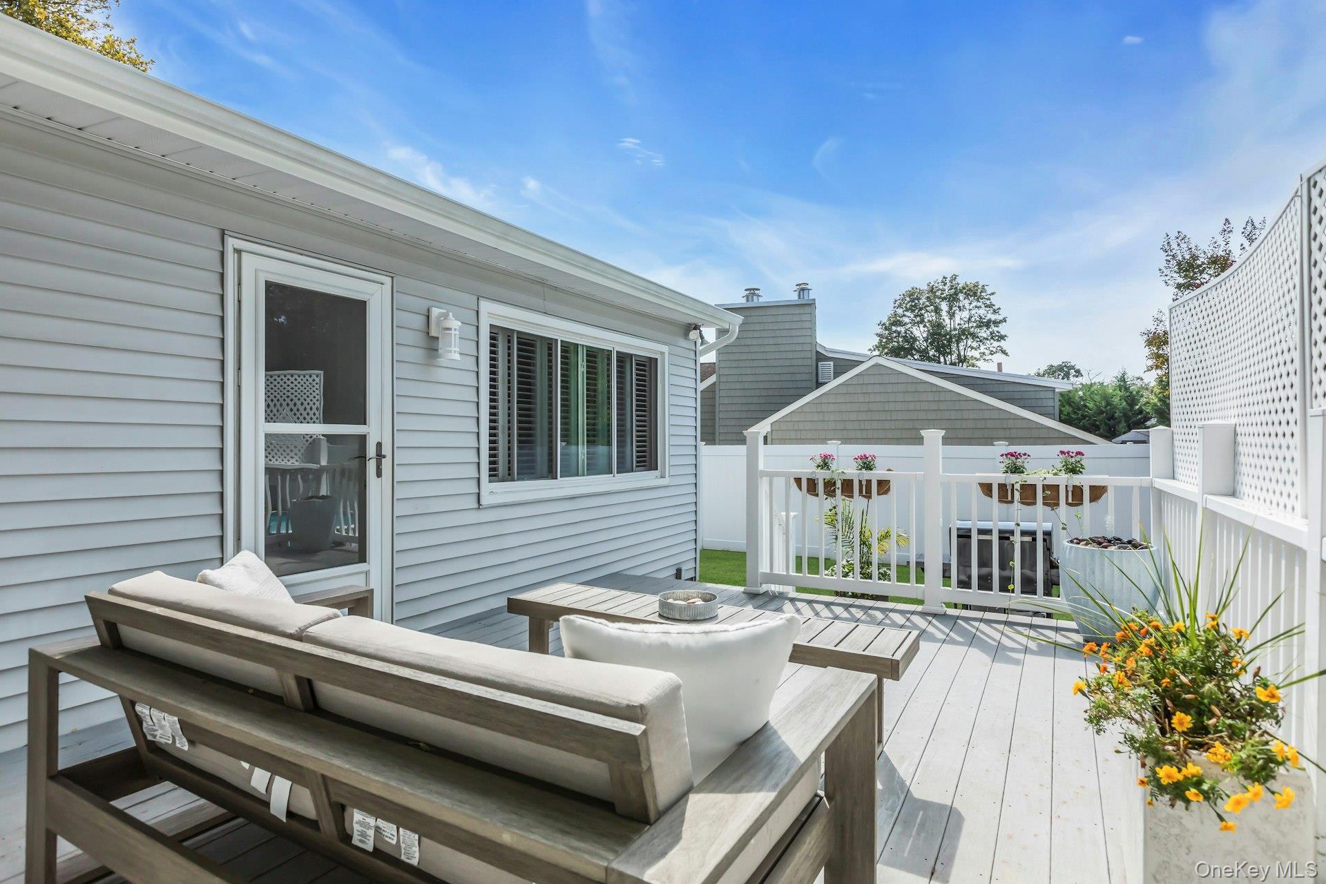 72 Nehring Avenue, Babylon, NY 11702