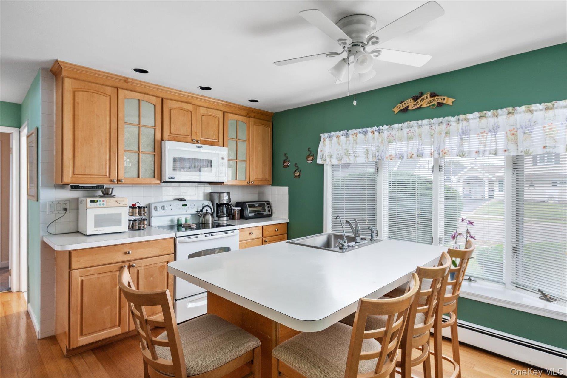 15 Western Lane, Wantagh, NY 11793