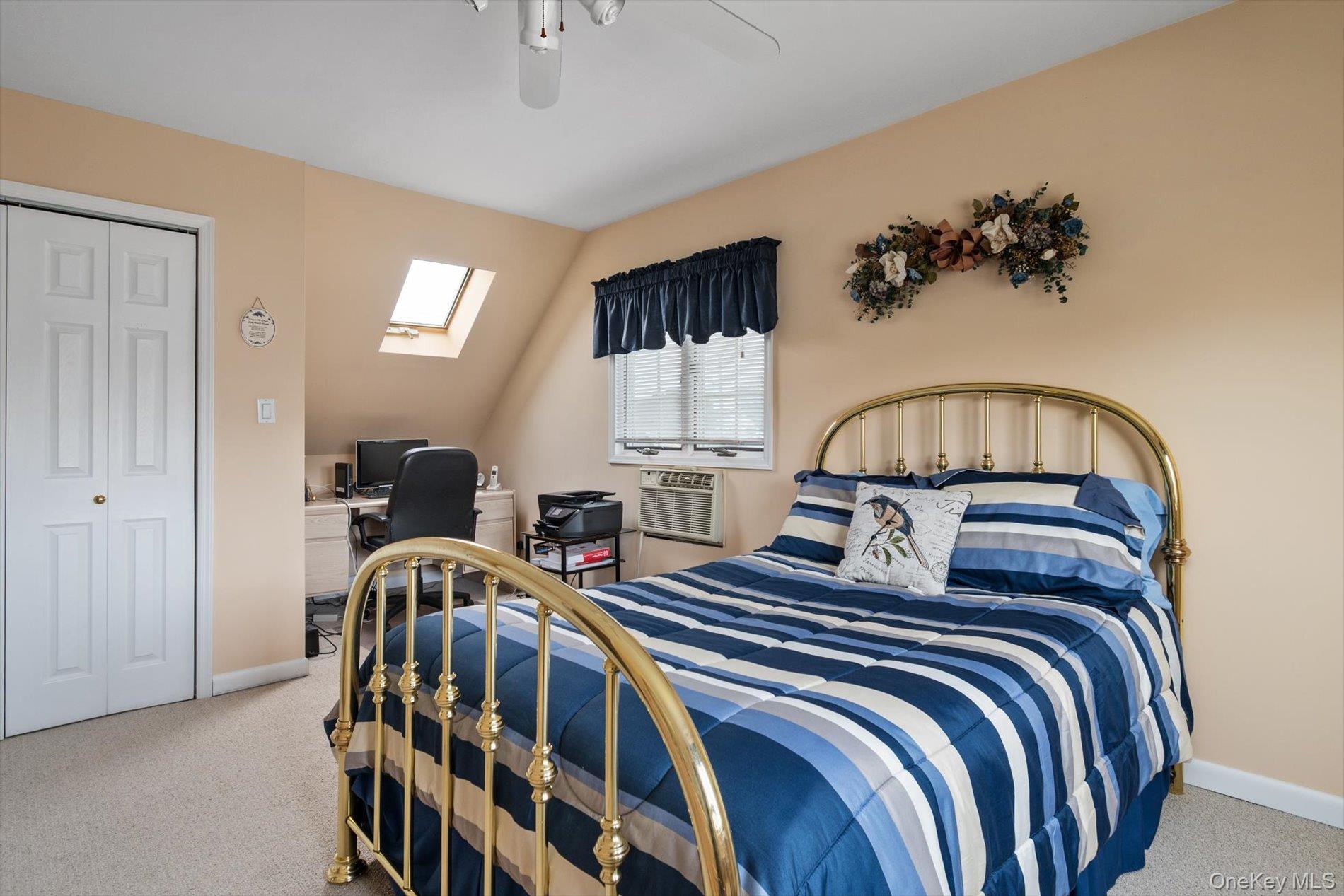 15 Western Lane, Wantagh, NY 11793